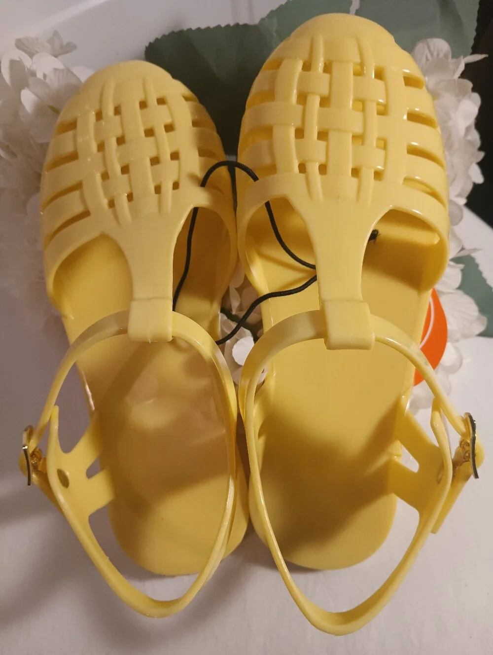 Girls Yellow Jelly Shoes NWT Size 2